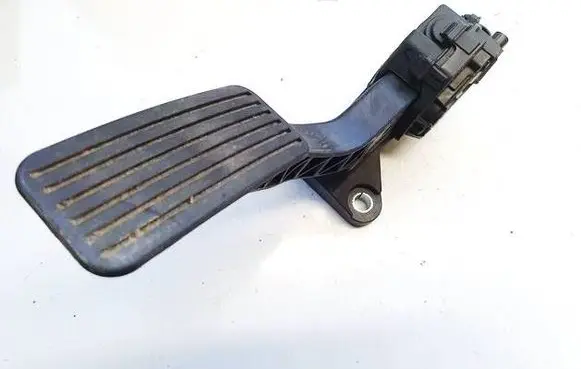 Hyundai Ioniq Accelerator throttle pedal 32740-03100