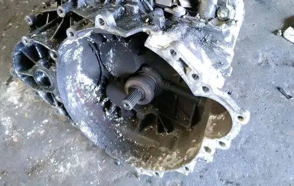 Volvo V70 Manual 6 speed gearbox 666R7002BC 30751041