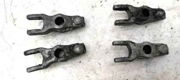 Alfa Romeo GT Fuel Injector clamp holder 4763