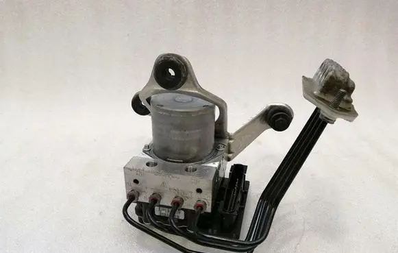 Porsche 911 997 ABS Pump 99735575530