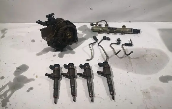 Mazda 2 Fuel injection system set 0445214028 9641509480 0445110075