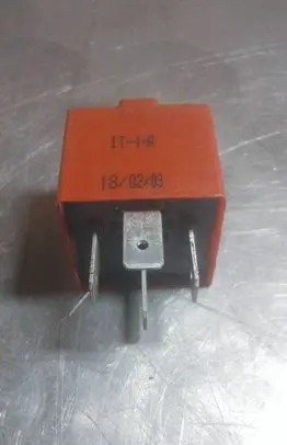 Opel Zafira A Other relay 24438887