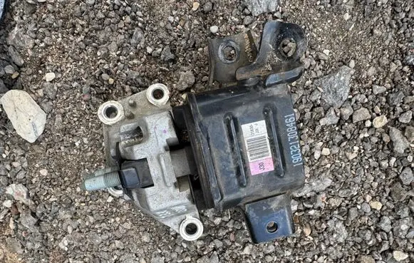 KIA Pro Cee'd III Gearbox mount 21830J3000