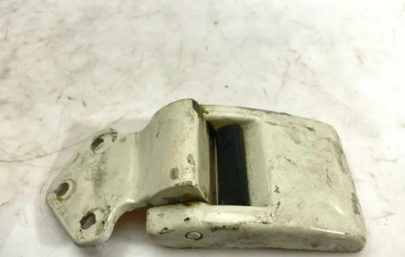 Volkswagen Transporter - Caravelle T5 Loading door lower hinge 7H0827154