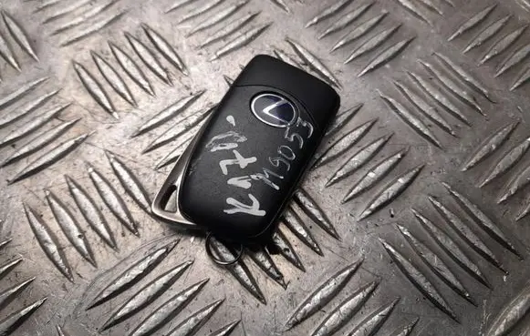 Lexus RX 450H Ignition key/card 82X2K2R