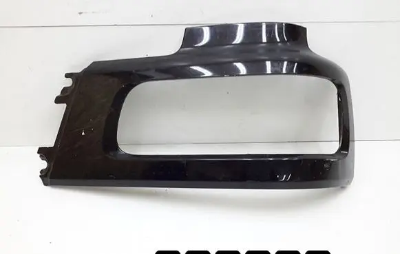 Jaguar XF Front fog light trim/grill 1363371