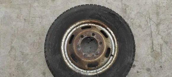 Iveco Daily 4th gen R16 steel rim