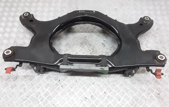 Land Rover Range Rover Evoque L538 Rear subframe EJ323C156AB