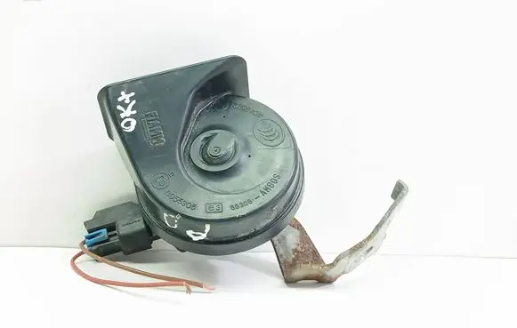 Opel Vectra C Horn signal E30055306 E355306