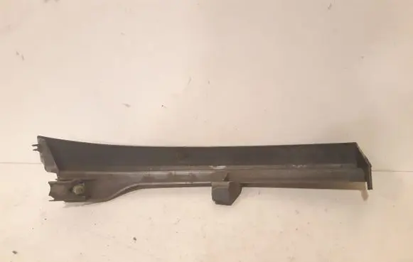 Opel Zafira A Under headlight/headlamp trim 90580651