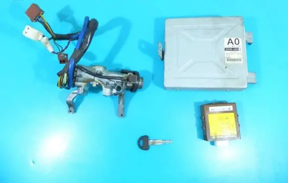 Suzuki Swift Cultus Engine control unit/module ECU 33920-68E0 IMPRK1223271