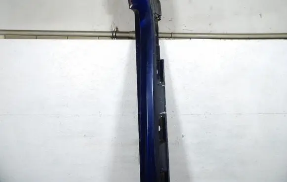 Toyota Avensis T220 Front sill (body part) 7585105050
