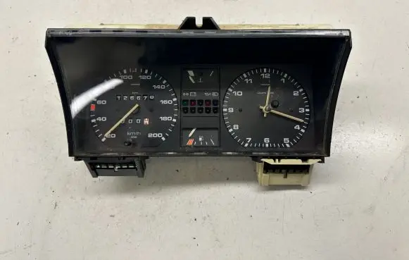 Volkswagen PASSAT B4 Speedometer (instrument cluster) 191919033CA 6160432105 191919059