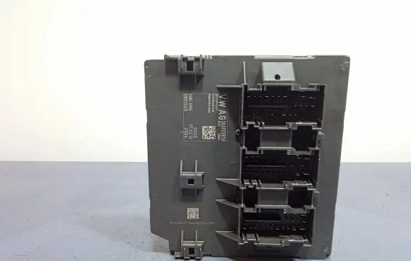 Volkswagen PASSAT CC Comfort/convenience module 3AA937087H