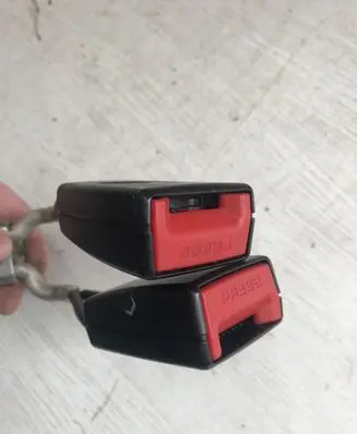 Skoda Fabia Mk2 (5J) Rear seatbelt buckle 5J6857488