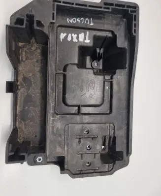 Hyundai Tucson IV NX4 Battery tray 37150N7000