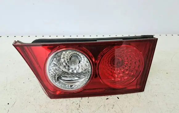 Tailgate rear/tail lights