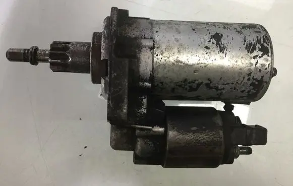 Audi A3 S3 8L Starter motor 02A911023T