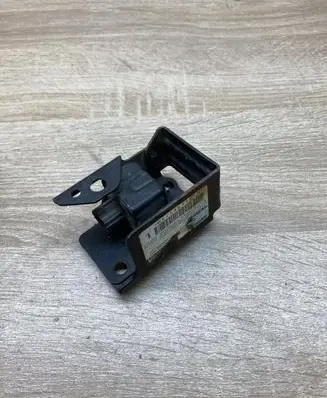 Toyota RAV 4 (XA20) Airbag deployment crash/impact sensor 1876005560