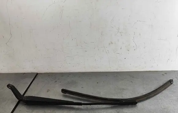 Volvo S80 Front wiper blade arm 30655209 30697573