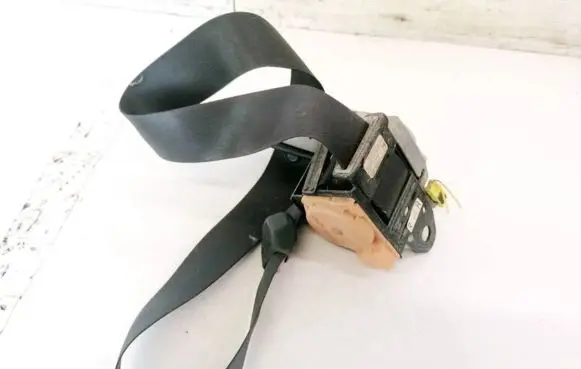 Mazda 6 Front seatbelt