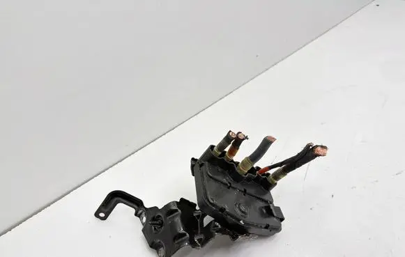 Skoda Octavia Mk4 Engine mounting bracket 5WA915343C P0RTUSAL 0521