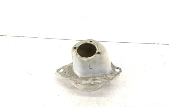 Volvo V70 Front shock absorber mounting bracket 