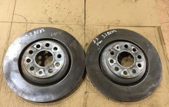 Audi A3 S3 A3 Sportback 8P Rear brake disc