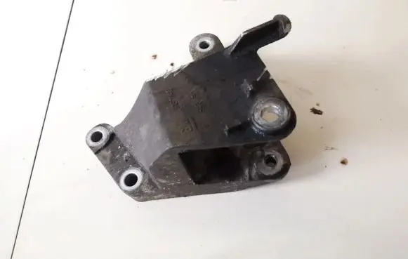 Opel Signum Engine mount bracket 9191148