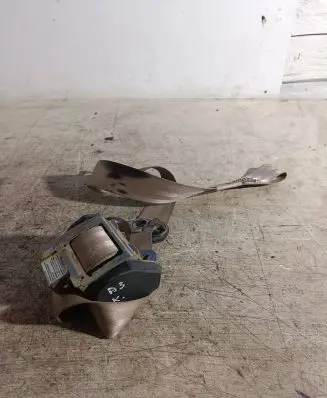 Audi A3 S3 8L Front seatbelt 566185121C
