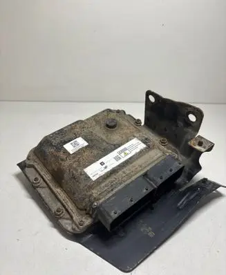 Opel Zafira B Engine control unit/module 98113173 275820467301 10050301631