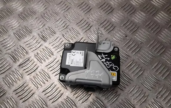 Jeep Compass Voltage converter inverter 51940341