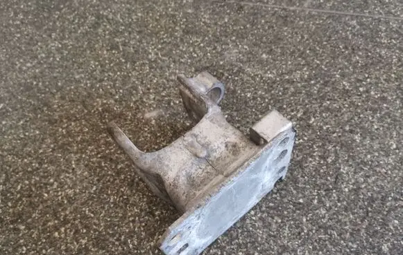 Audi A8 S8 D3 4E Front bumper mounting bracket 4E0807134A