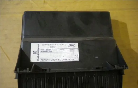 Ford Fiesta Comfort/convenience module 28550AV700