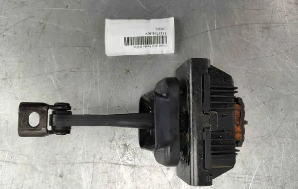 BMW X5 E70 Front door check strap stopper 51217141024 51217214517 7141024