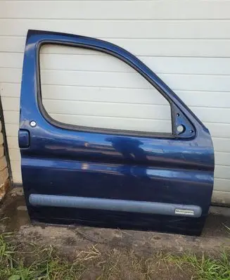 Peugeot Partner Front door