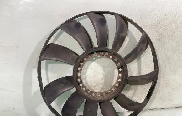 Audi A4 S4 B6 8E 8H Fan impeller 058121301b