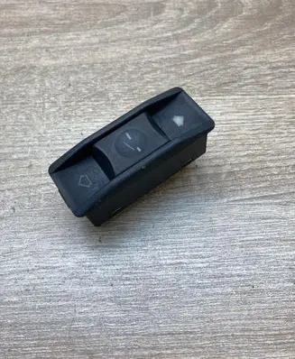 BMW 5 E34 Sunroof switch 1378862