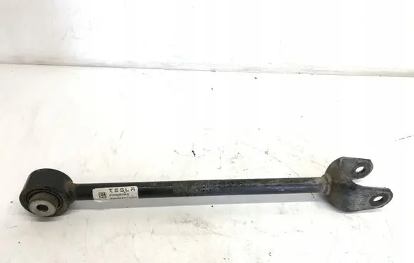 Tesla Model 3 Rear control arm 1044444
