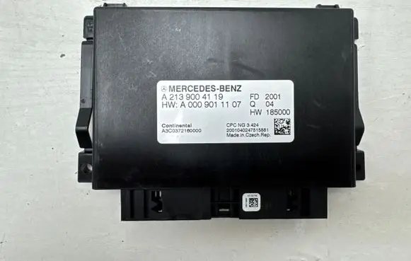 Mercedes-Benz E W213 Gearbox control unit/module A2139004119 A0009011107