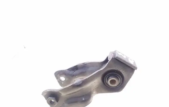 Peugeot Partner Engine mounting bracket 9682516380
