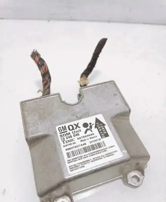 Opel Zafira B Airbag control unit/module 13246046 327963935 404745A2