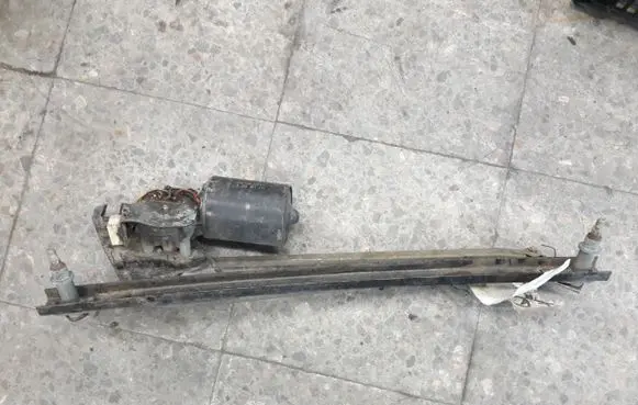 Peugeot 305 Front wiper linkage 0390346139