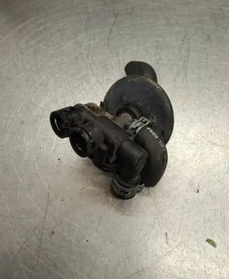 Mercedes-Benz E W211 Coolant heater control valve A2118320684