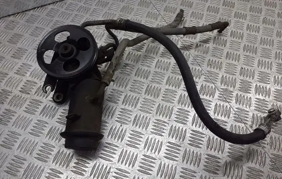 Toyota Yaris Electric power steering pump 