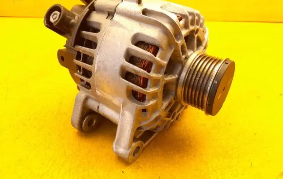 Peugeot 308 Generator/alternator 9835688980