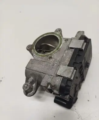 Volkswagen Cross Polo Throttle valve 04B128063K