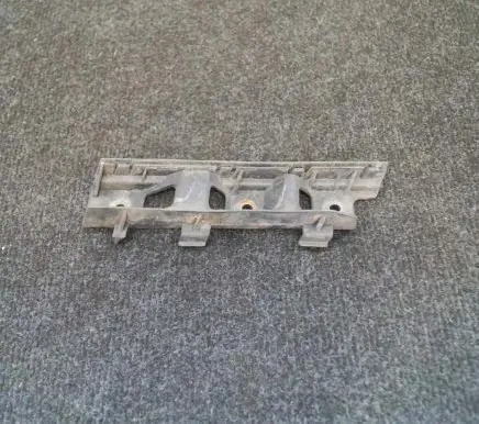 Volkswagen PASSAT B6 Front bumper mounting bracket 3C0807183