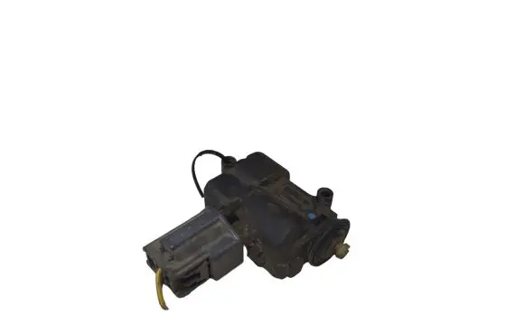 Fuel tank cap lock