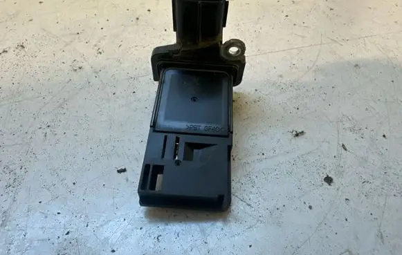 Isuzu D-Max Mass air flow meter 8976019670